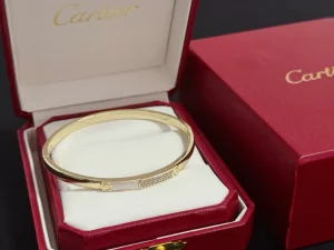 Replica Cartier Bracelet